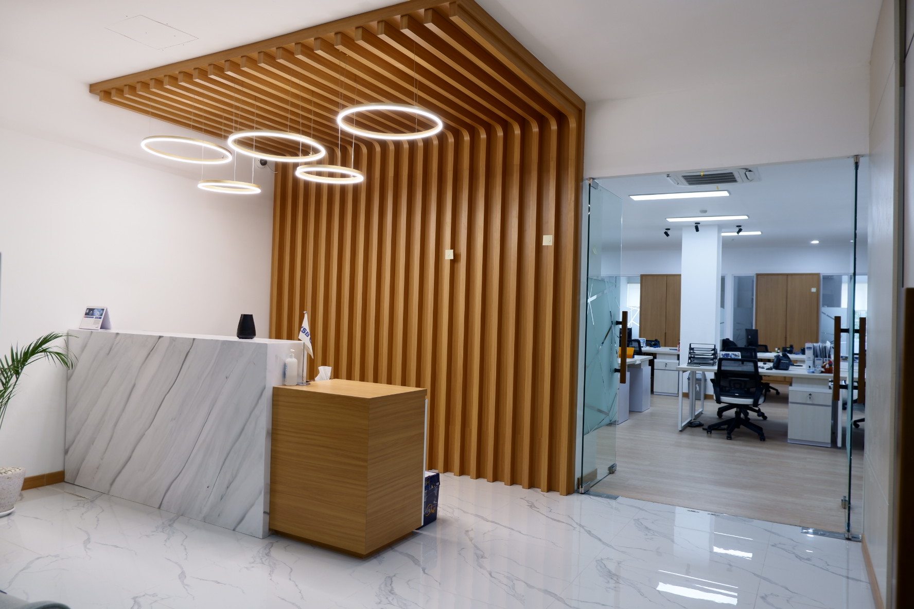 Jasa interior kantor receptionist PT. KSB INDONESIA